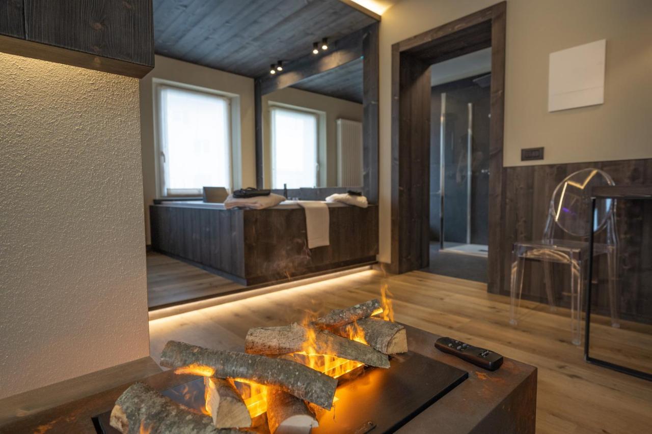 Teverone Suites & Wellness Lamosano Exteriör bild